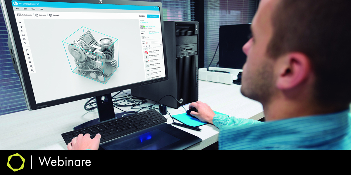 Mann am PC, mit CAD Modell für den 3D-Druck.